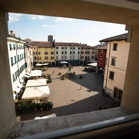 Loft In Piazza Con Soppalco Apartment Cividale Del Friuli Exterior photo