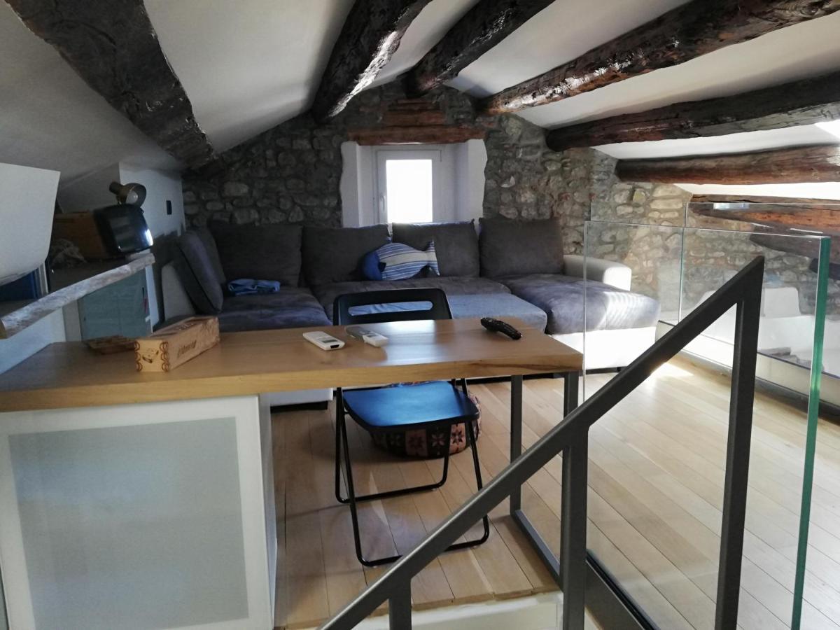 Loft In Piazza Con Soppalco *
